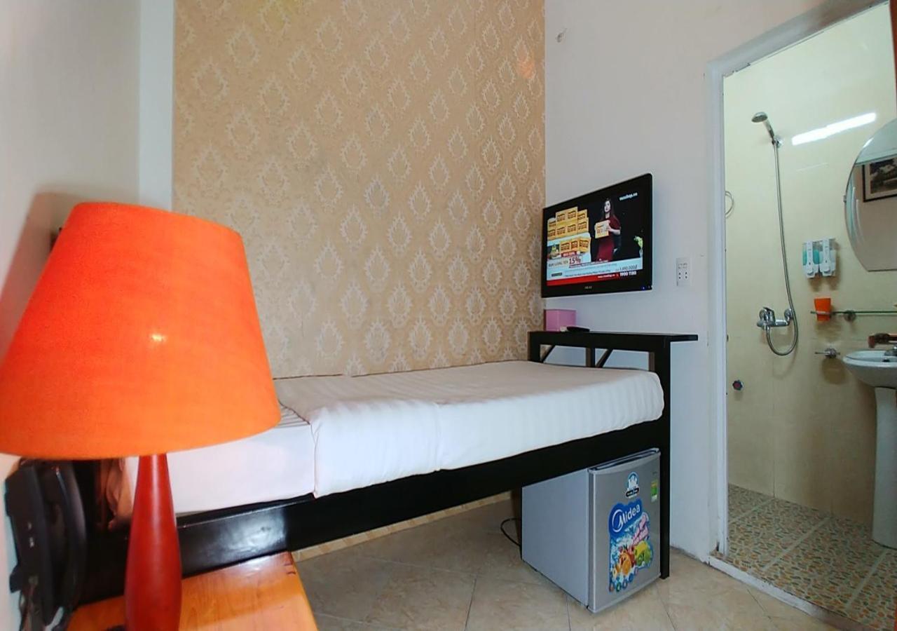 Mad Monkey Hanoi Hostel Bagian luar foto