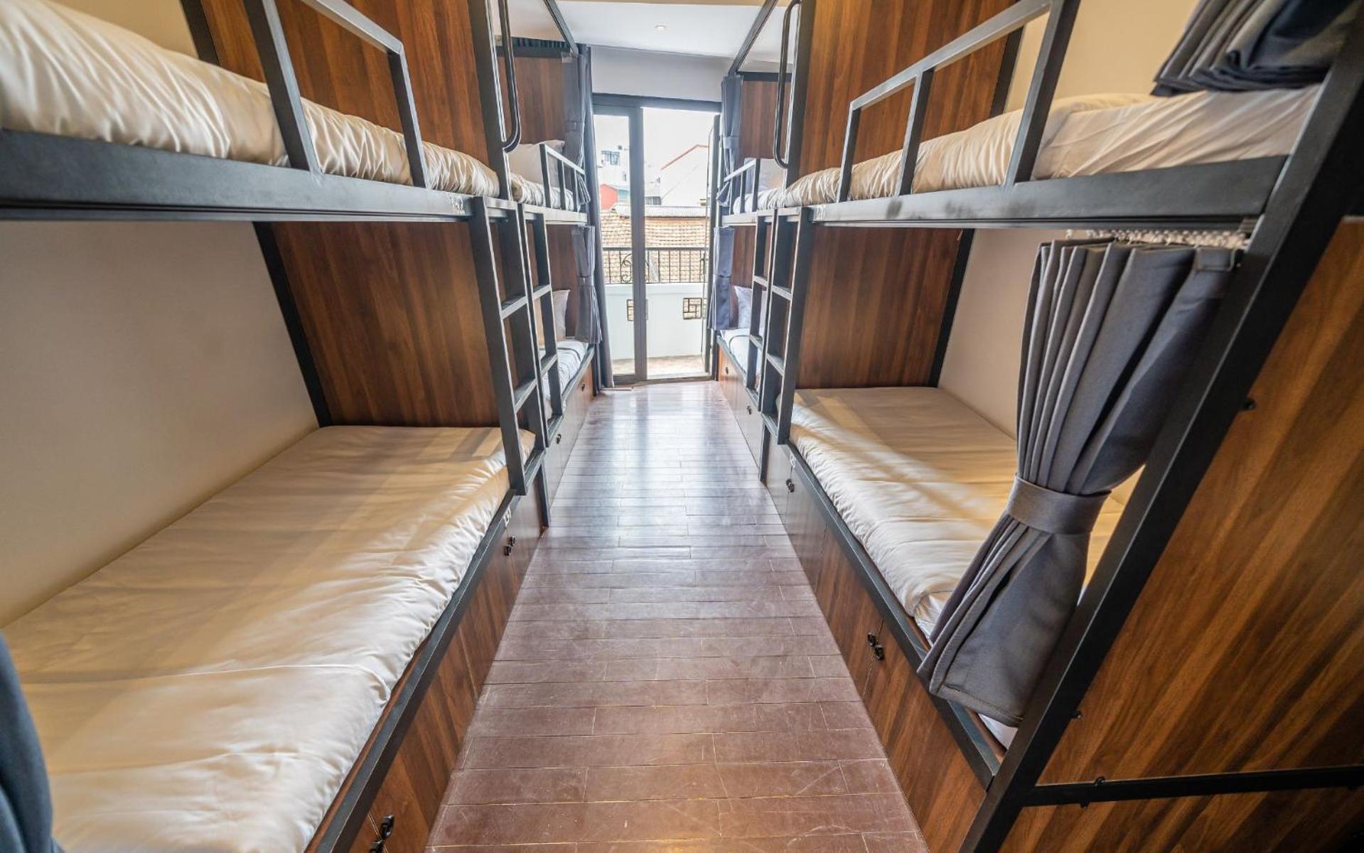 Mad Monkey Hanoi Hostel Bagian luar foto